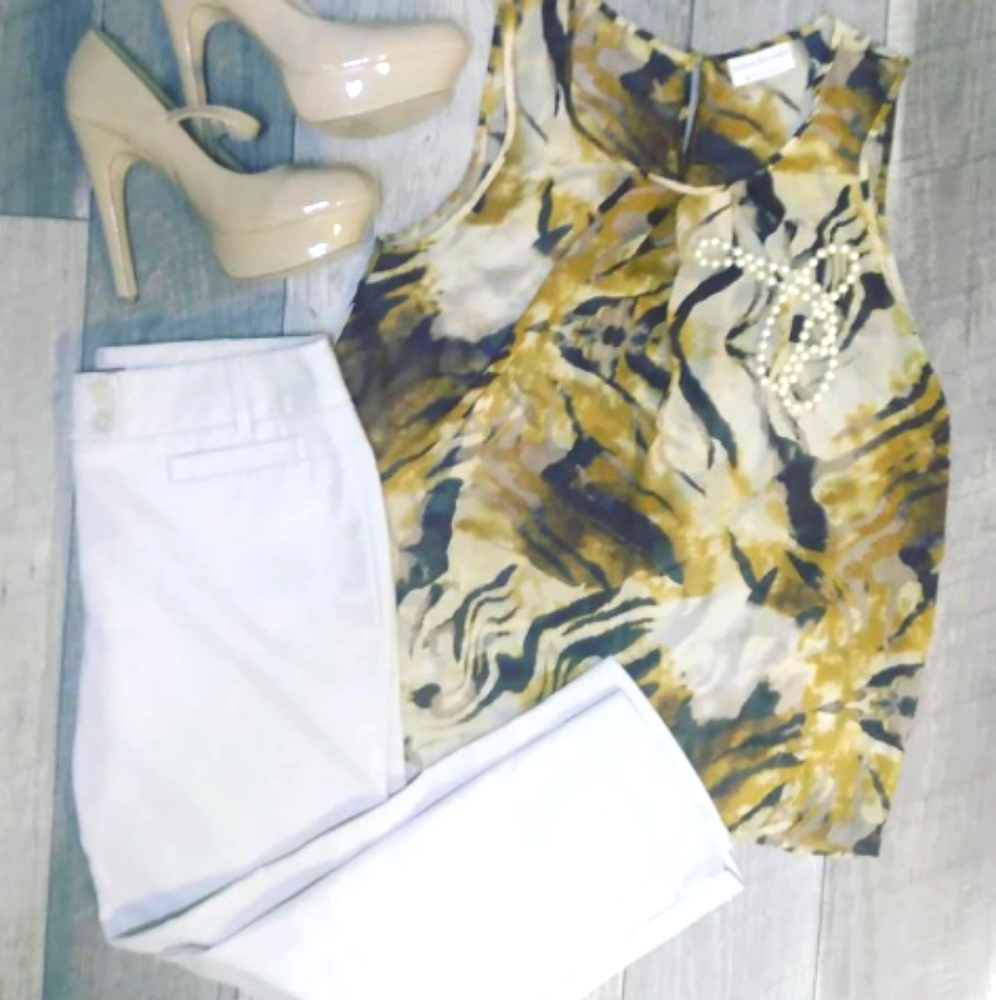 Bobbie Brooks sleeveless top sz M